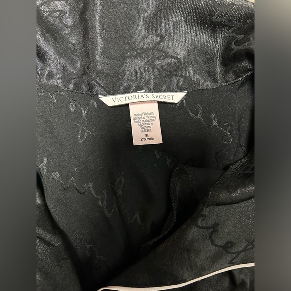 Victoria’s Secret Black and Pink Romper Size Medium - Picture 2 of 4